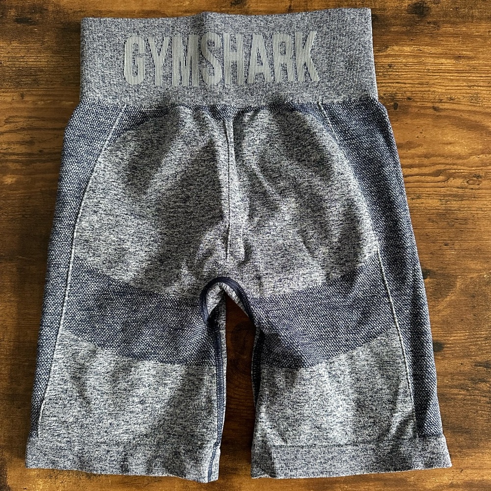 Gymshark flex biker shorts navy